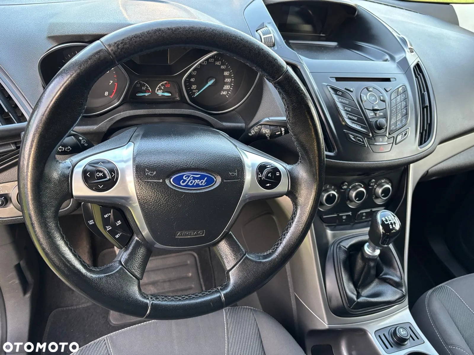 Ford Kuga 1.6 EcoBoost 2x4 SYNC - 13