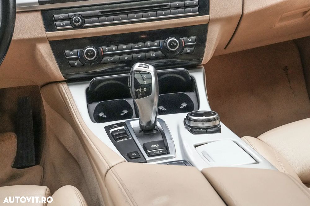 BMW Seria 5 520d xDrive Aut. Modern Line - 21