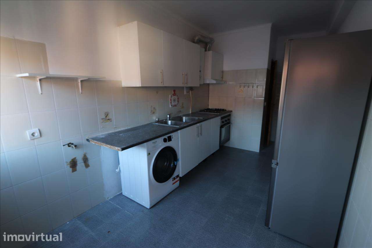 Apartamento em Moita, Moita - Grande imagem: 4/12
