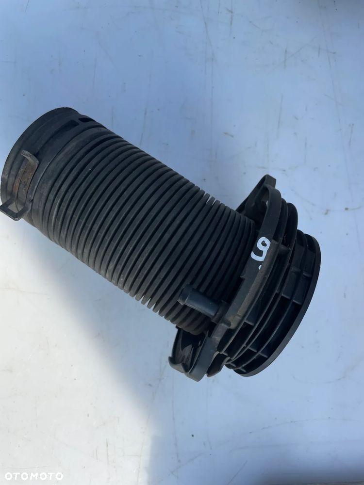 RURA PRZEWÓD POWIETRZA VW GOLF V AUDI A3 8P SEAT SKODA 3C0129684A - 2