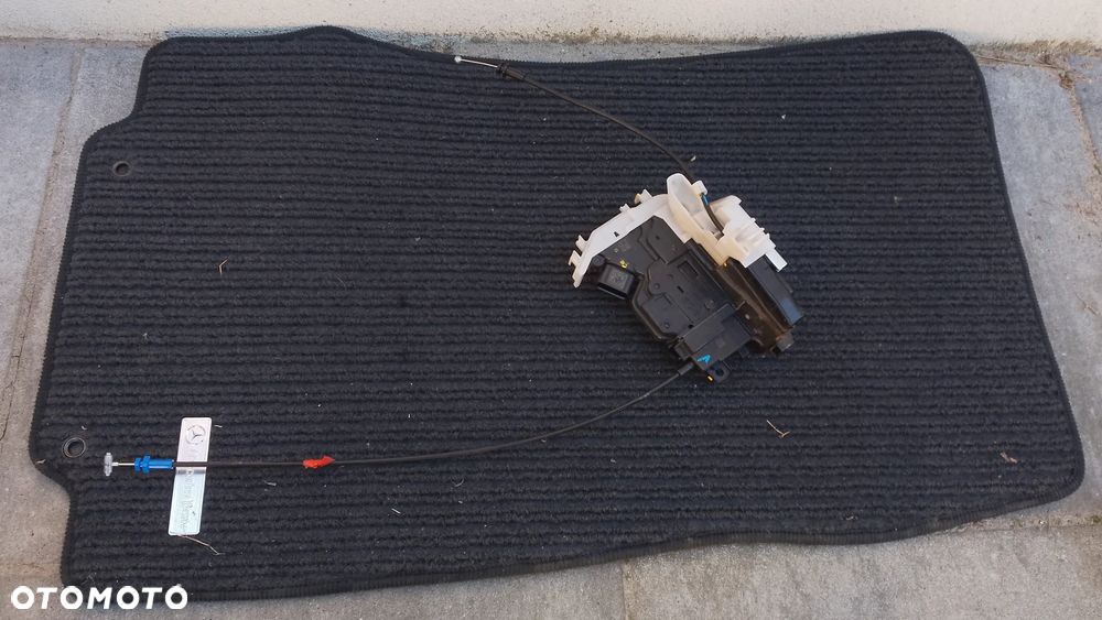 KIA EV9 2023- ZAMEK DRZWI LEWY PRZÓD 81310-DO000 - 2