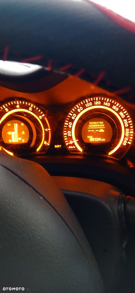 Toyota Auris - 13