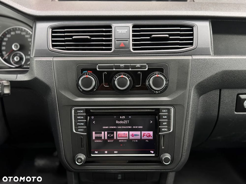 Volkswagen CADDY - 30
