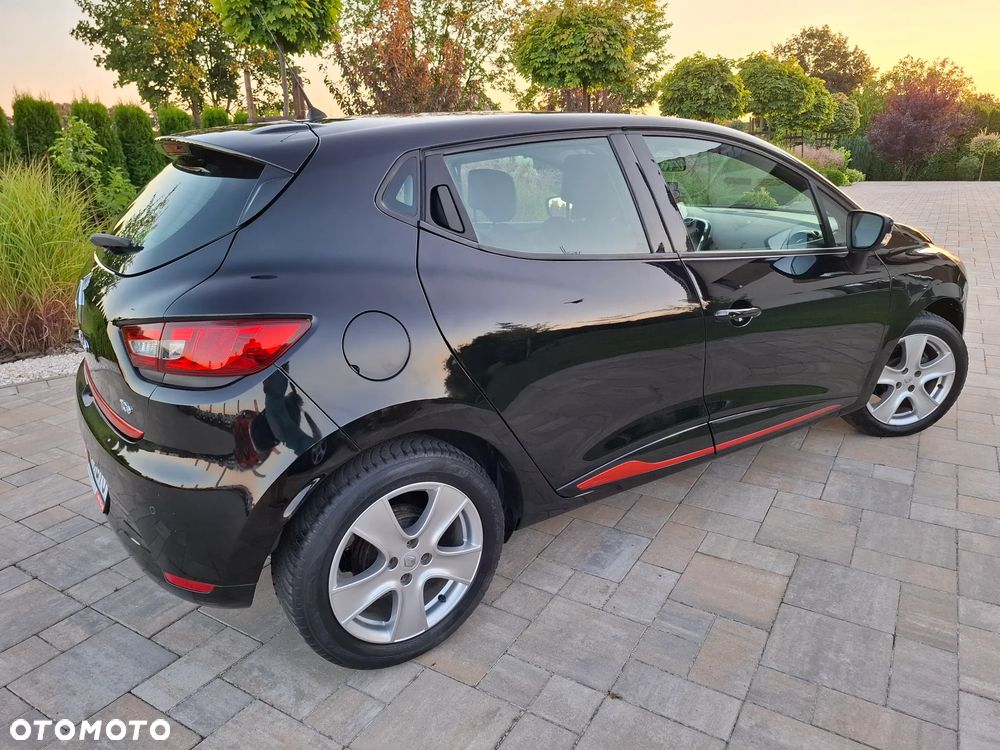 Renault Clio TCe 90 Dynamique - 19