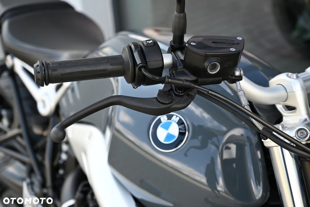 BMW R - 15