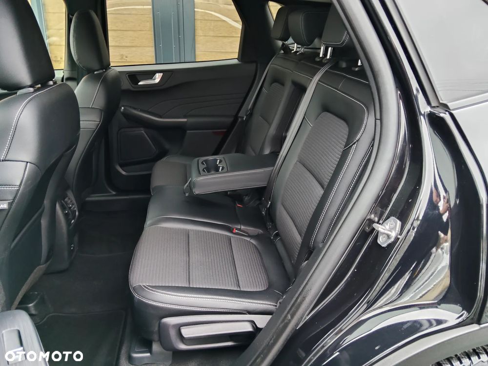 Ford Kuga 2.0 EcoBlue 4x4 TITANIUM X - 27