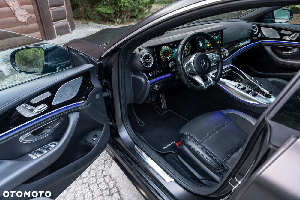 Mercedes-Benz AMG GT 63 4Matic Speedshift MCT 9G - 20
