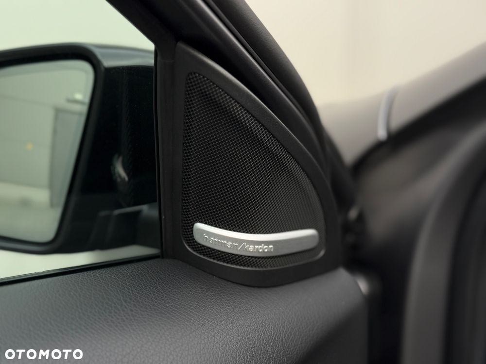 Mercedes-Benz Klasa A AMG 45 4Matic AMG Speedshift 7G-DCT - 24