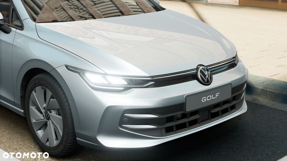 Volkswagen Golf - 6