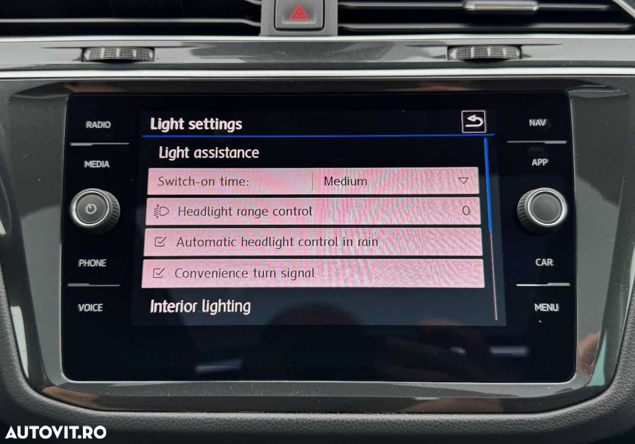 Volkswagen Tiguan 1.5 TSI ACT DSG Comfortline - 38