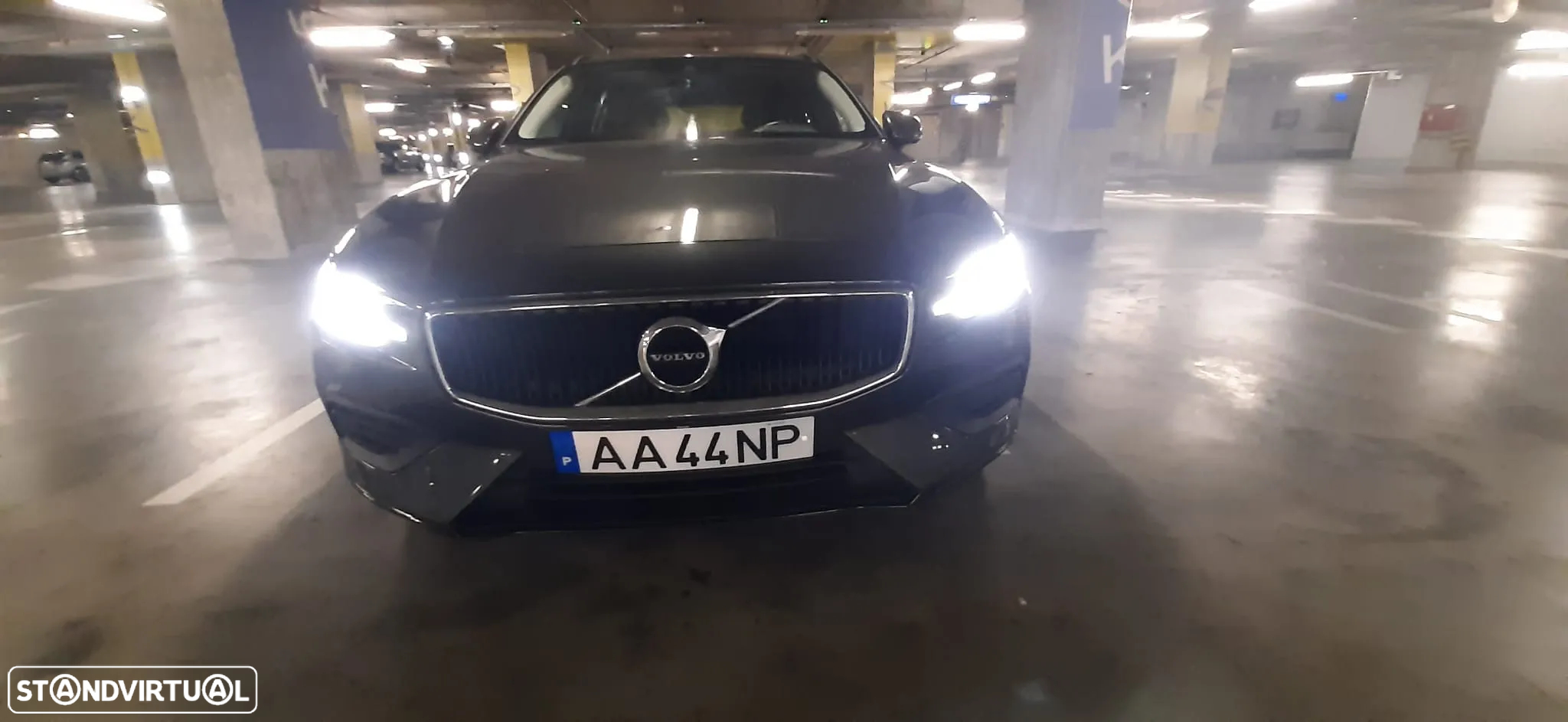 Volvo V60 2.0 D3 Momentum Geartronic - 8
