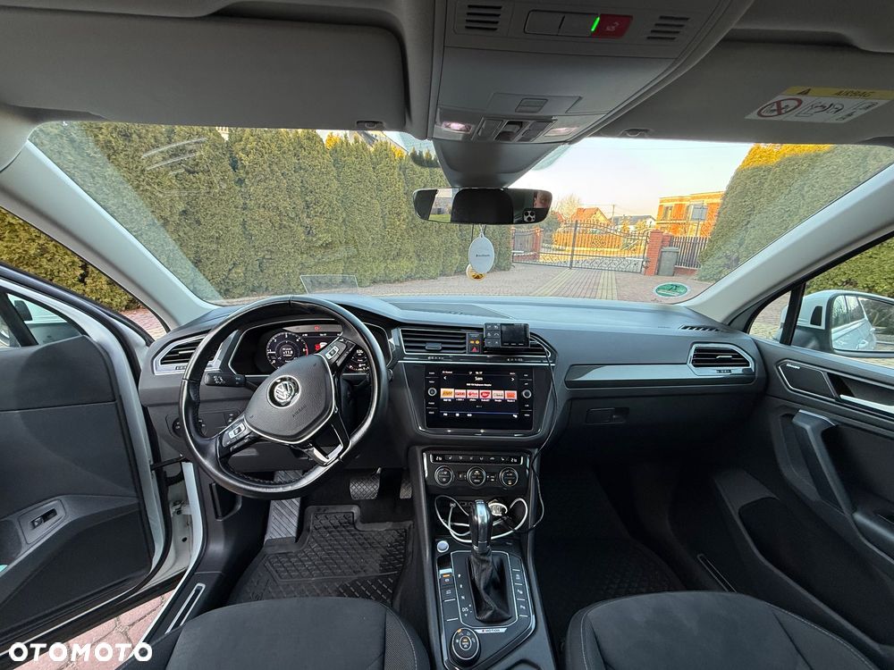 Volkswagen Tiguan 2.0 TDI SCR 4MOTION (BlueMotion Techn.) DSG Highline - 24