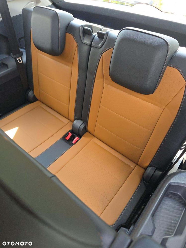 Volkswagen Tiguan - 13