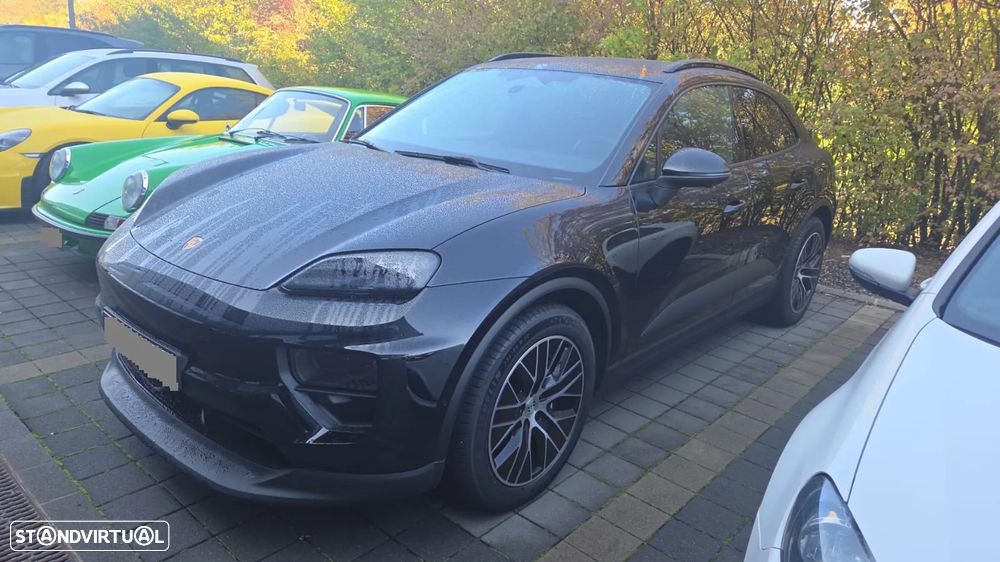 Porsche Macan Standard - 2