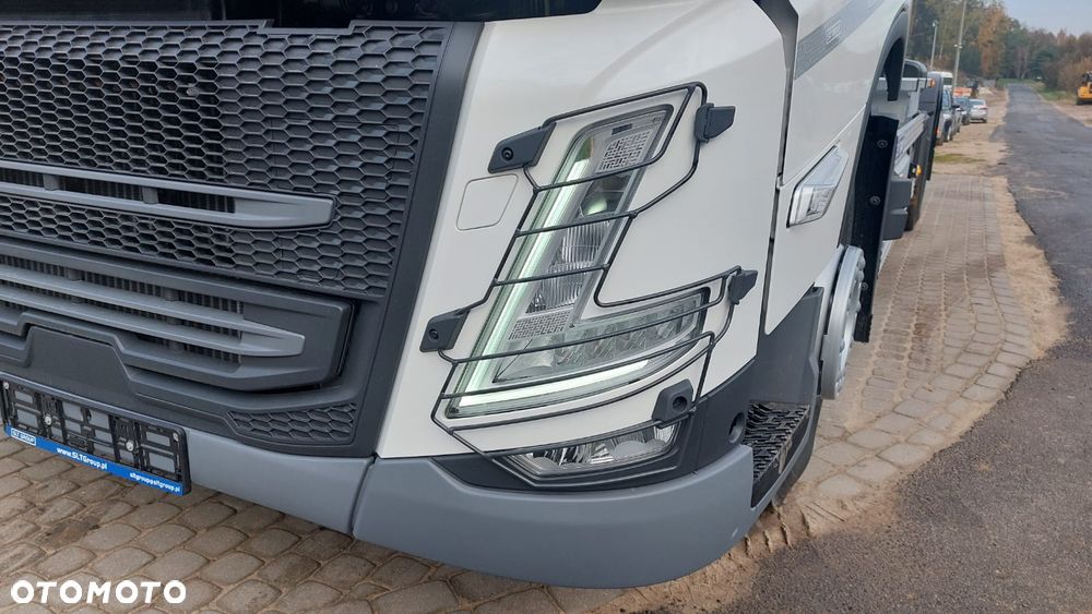 Volvo FM 500 6x2 - 12