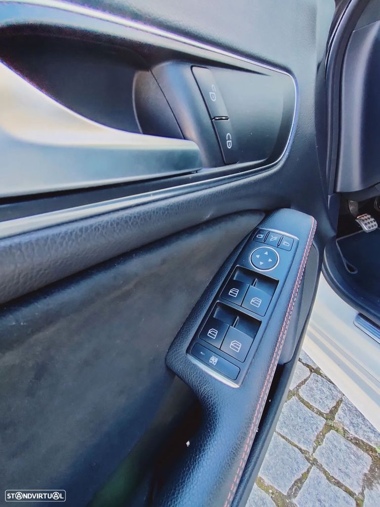 Mercedes-Benz CLA 200 CDI AMG Line - 13