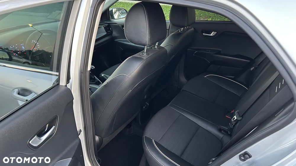 Kia Rio 1.0 T-GDI 120 GT Line - 23