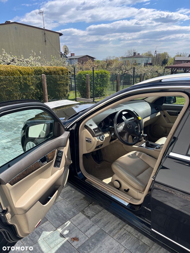 Mercedes-Benz Klasa C 320 CDI DPF Elegance - 20