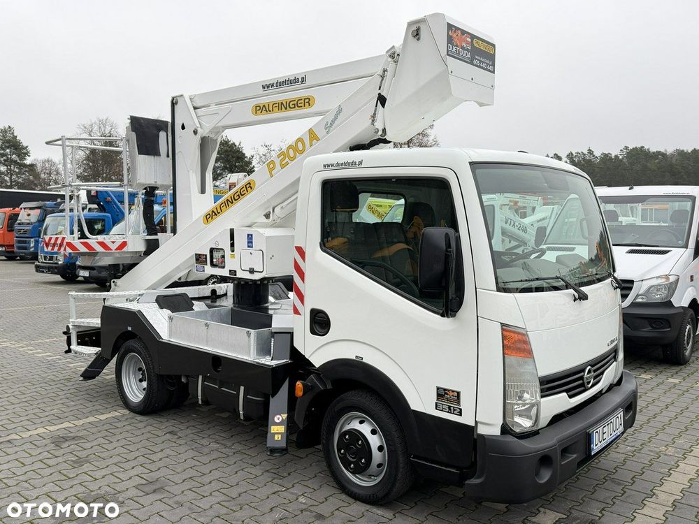 Nissan Cabstar - 1