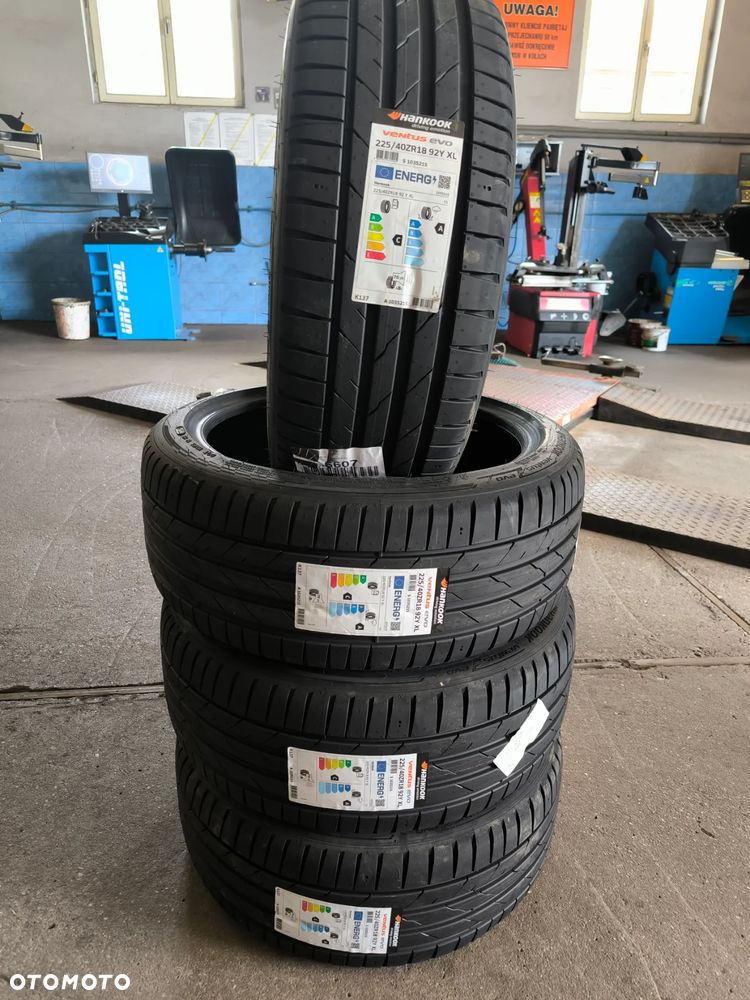 Mercedes-Benz Klasa E 420 - 34