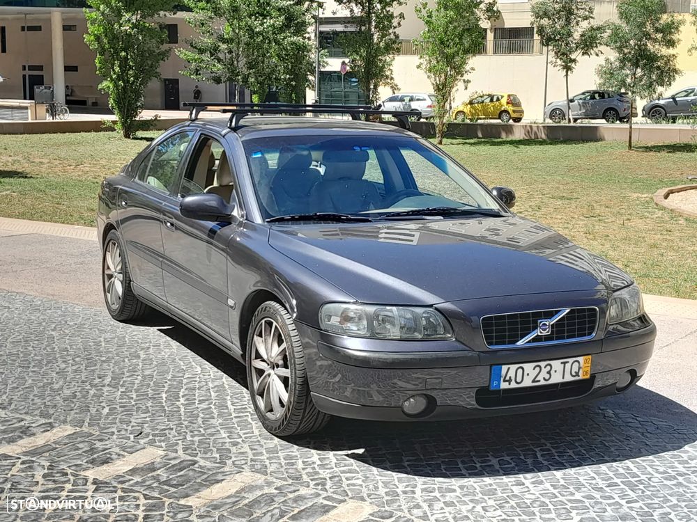Volvo S60 2.3 T5 - 4