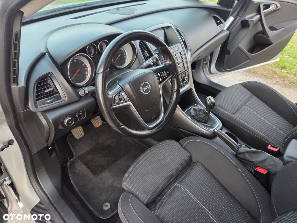 Opel Astra 1.4 Turbo Style - 12