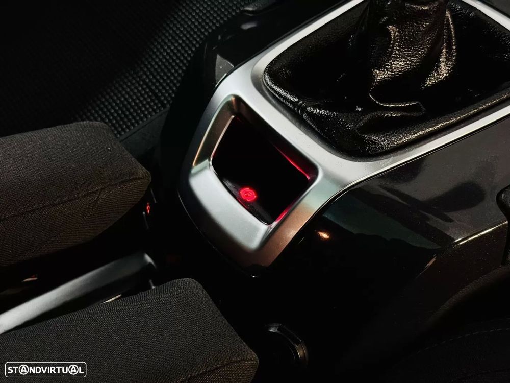 Peugeot 5008 1.6 BlueHDi Style - 34