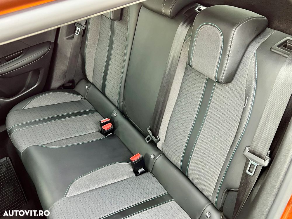 Peugeot 2008 PureTech 130 EAT8 Allure - 14