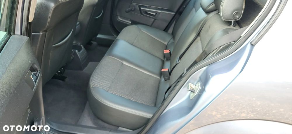 Opel Astra III 1.6 Enjoy - 14