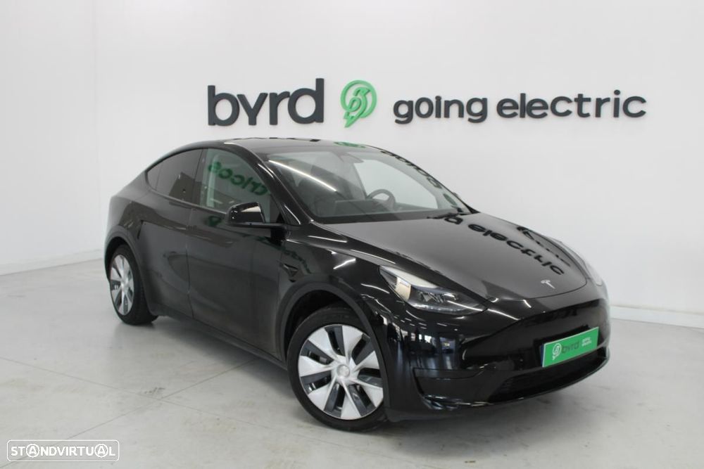 Tesla Model Y Standard - 2