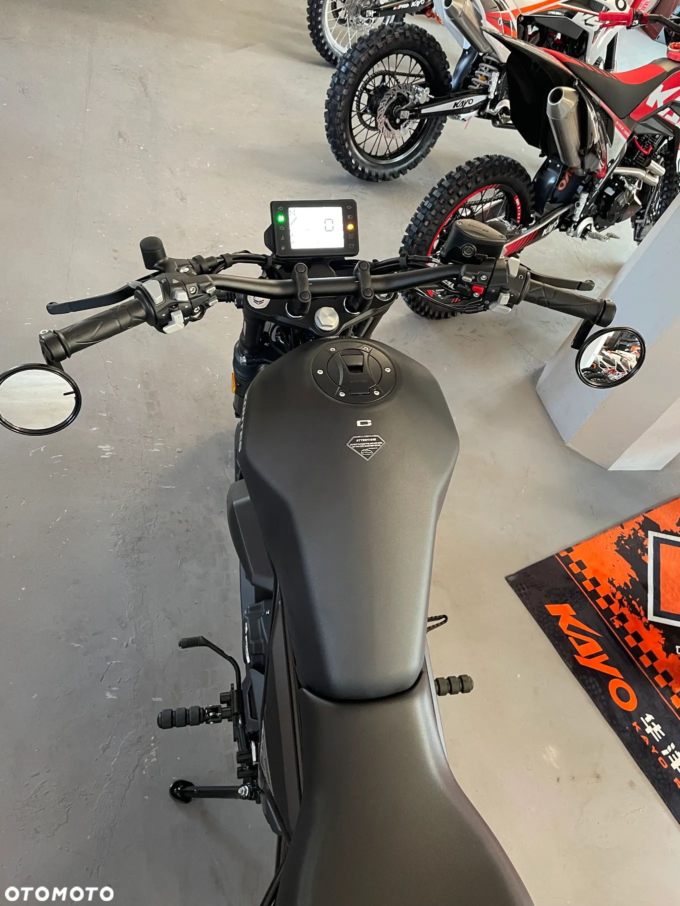 Zontes 125C - 4