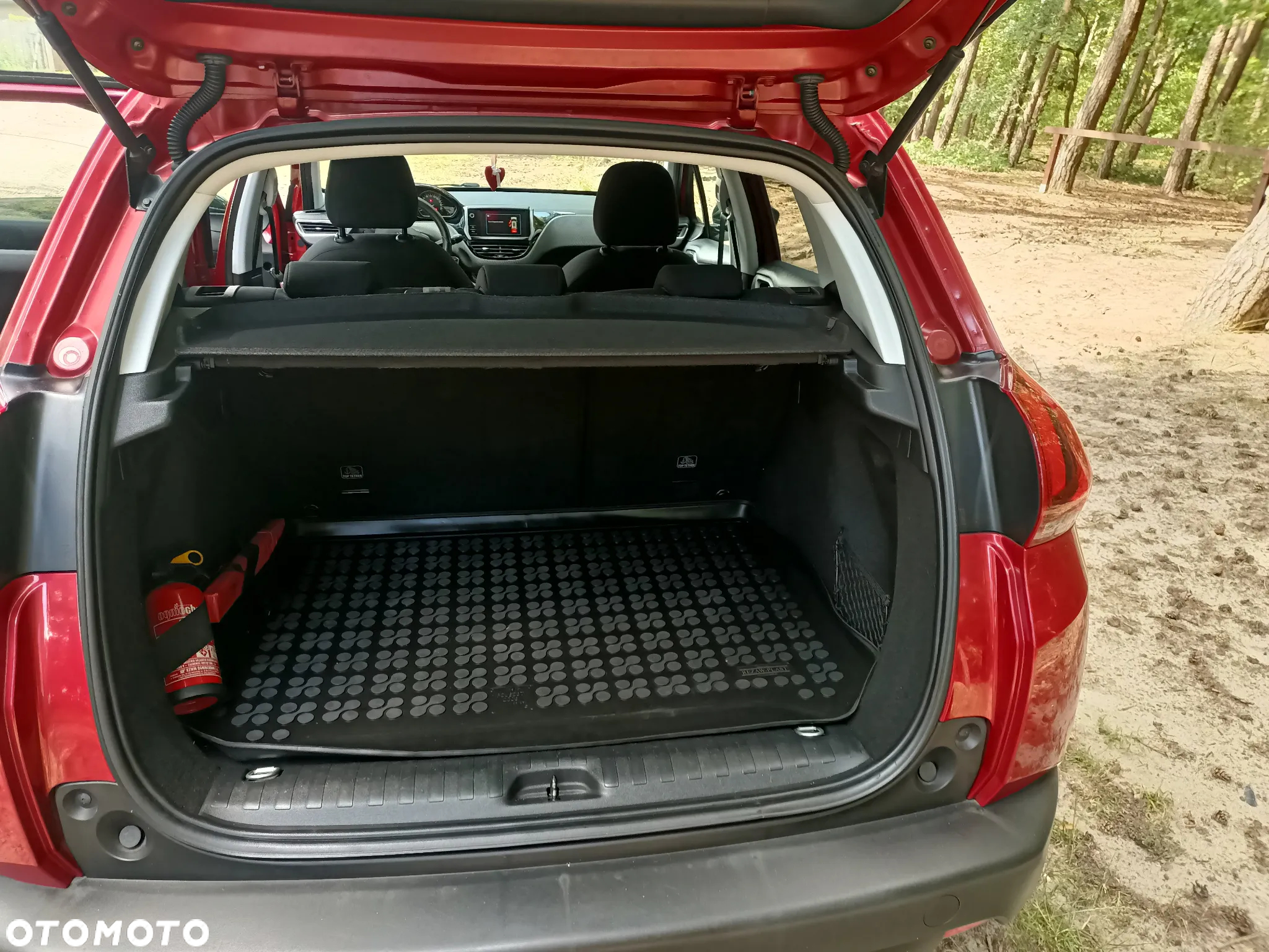 Peugeot 2008 1.2 Pure Tech Style - 4