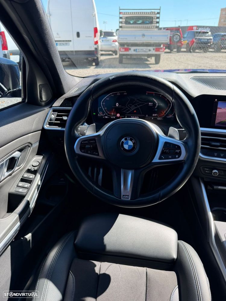 BMW 320 d Pack M Shadow Auto - 16