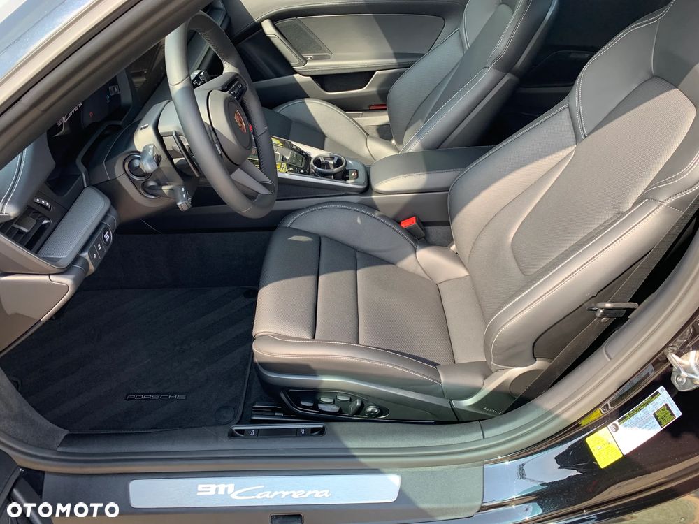 Porsche 911 Carrera PDK - 14