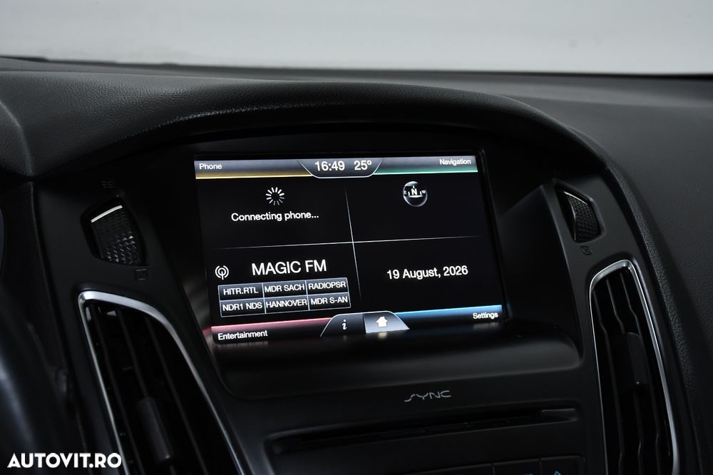Ford Focus 1.5 EcoBoost Start-Stopp-System Business Edition - 18