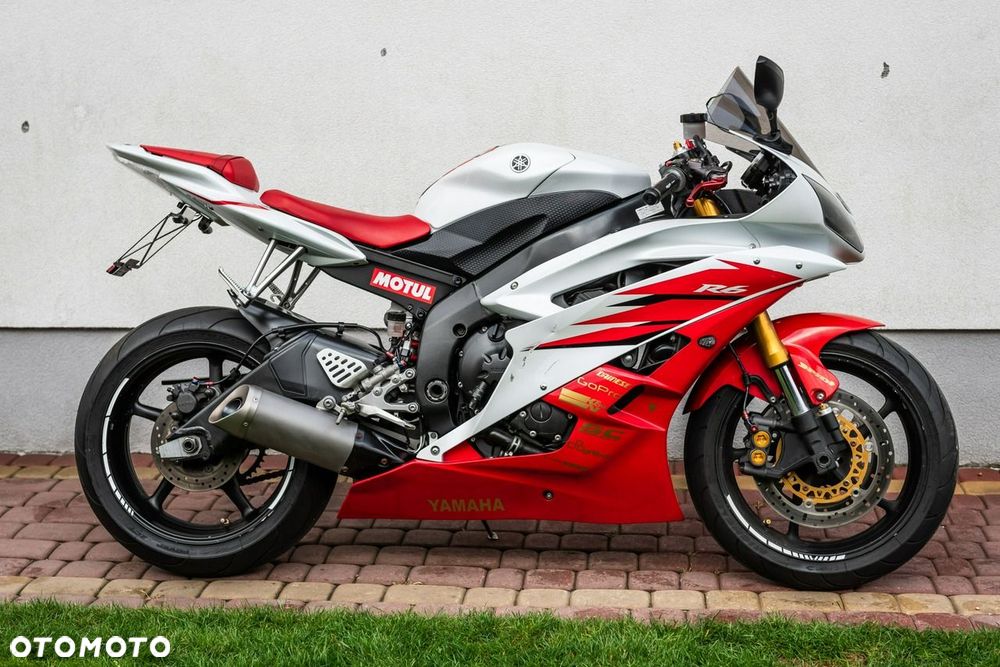 Yamaha R6 - 3