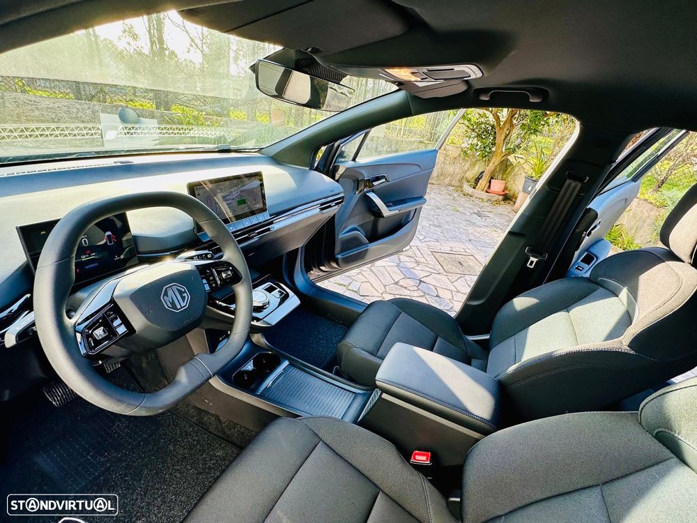 MG MG4 51 kWh Standard - 31