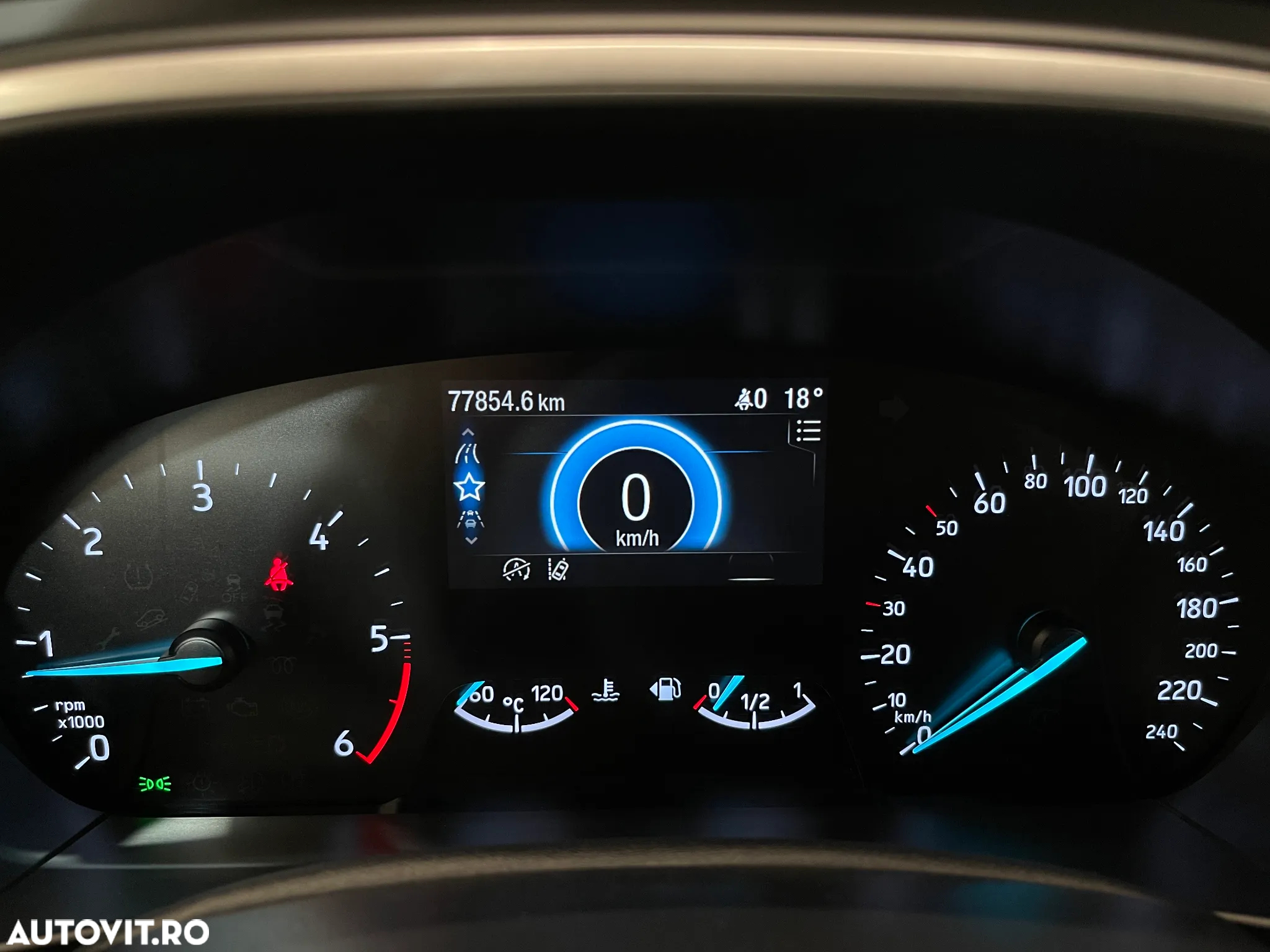 Ford Focus 1.5 EcoBlue Trend Edition - 28