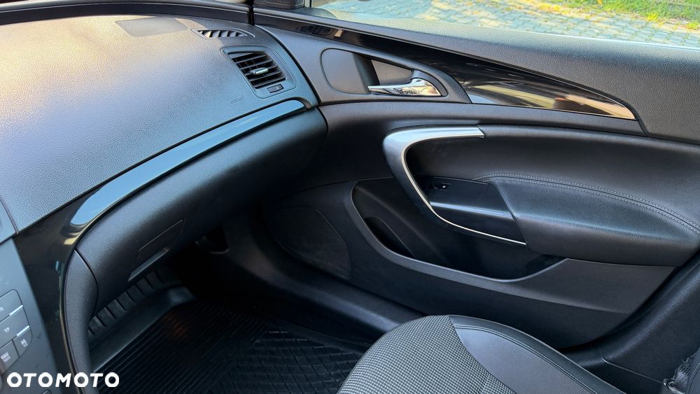 Opel Insignia - 10