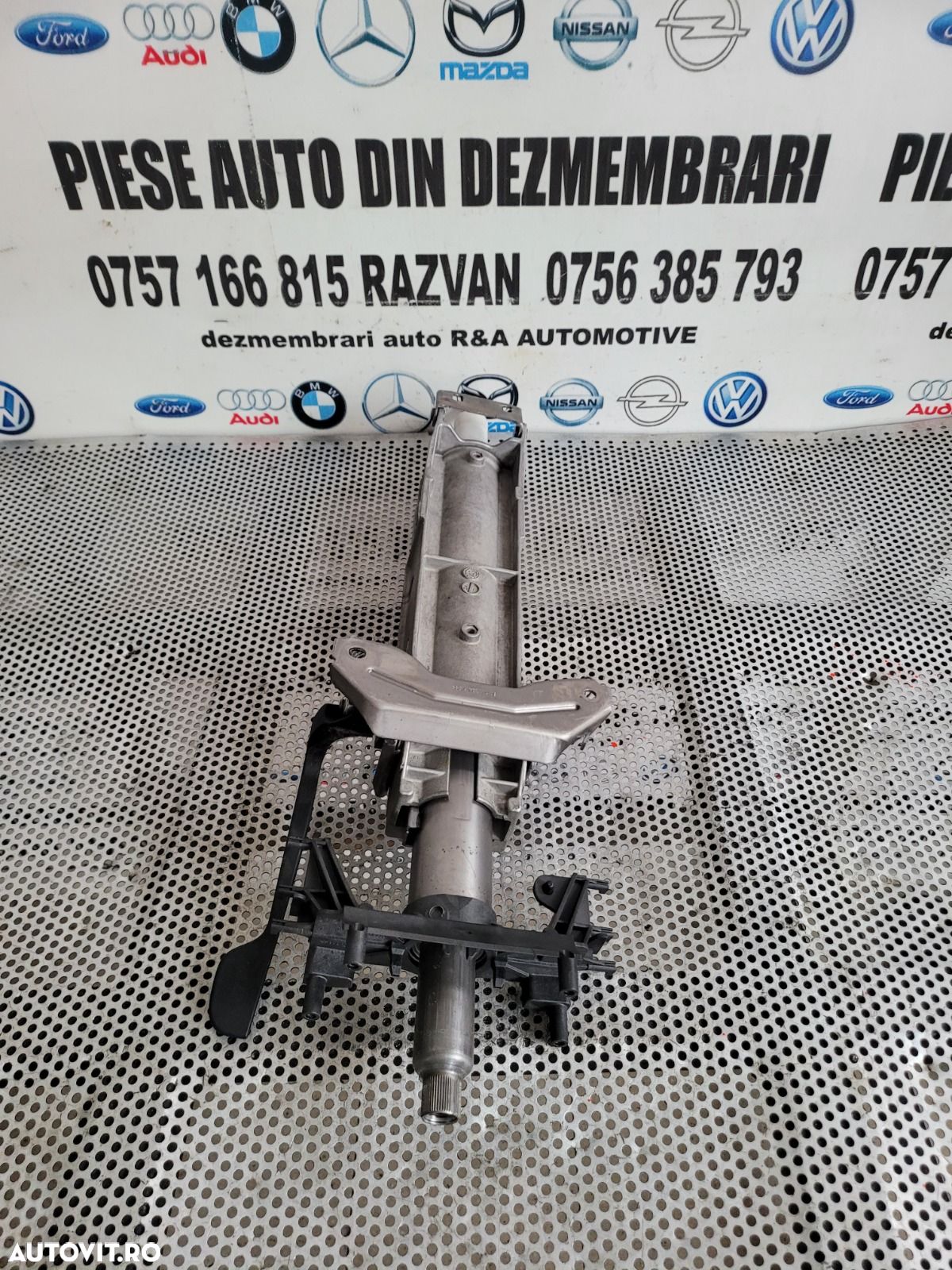 Coloana Directie Volan Ax Volan Bmw X4 F26 Volan Stanga An 2014-2015-2016-2017-2018 Dezmembrez Bmw X4 F26 2.0 Diesel Motor B47 Xdrive 4x4 Volan Stanga Bi-Xenon - 1