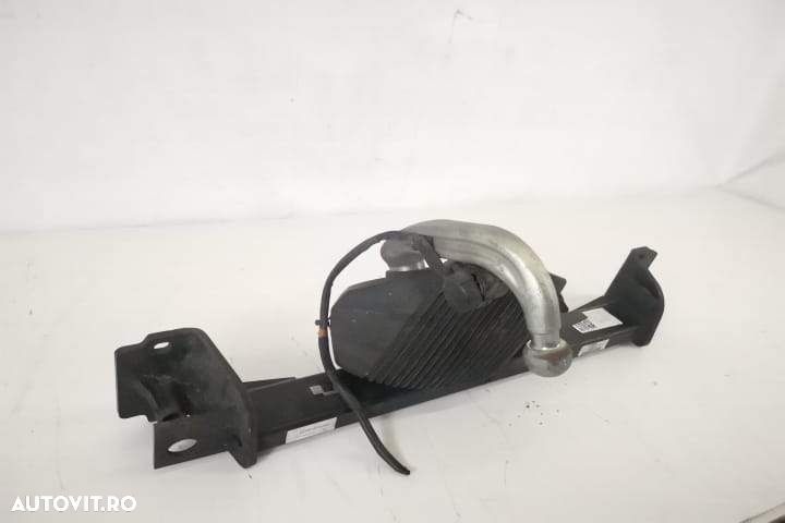 Carlig De Remorcare Spate Rabatabil Electric Original se prezinta cu m - 2