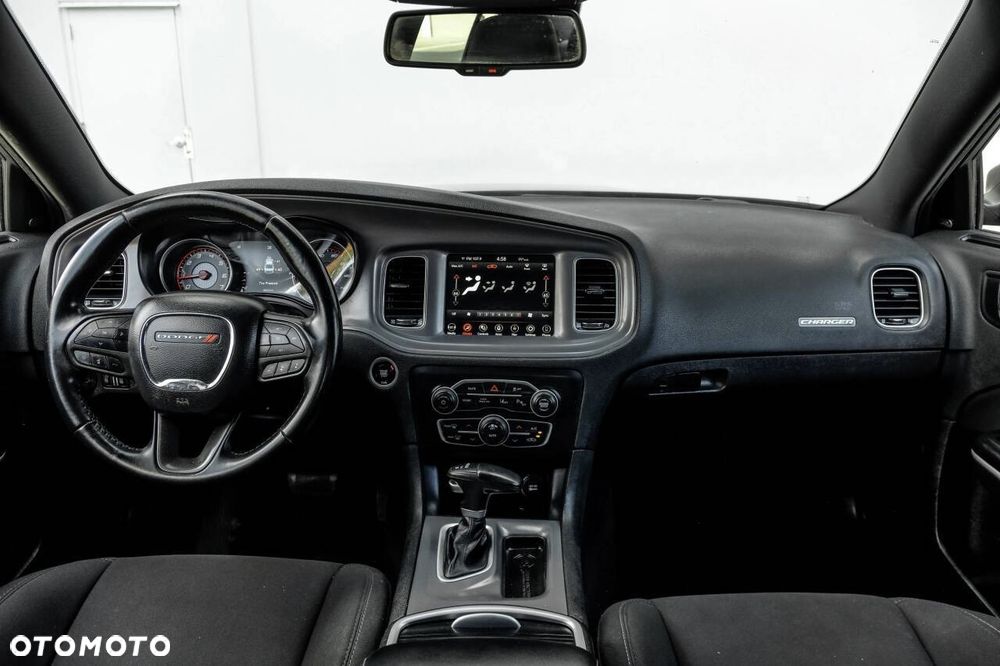 Dodge Charger 3.6 GT - 11