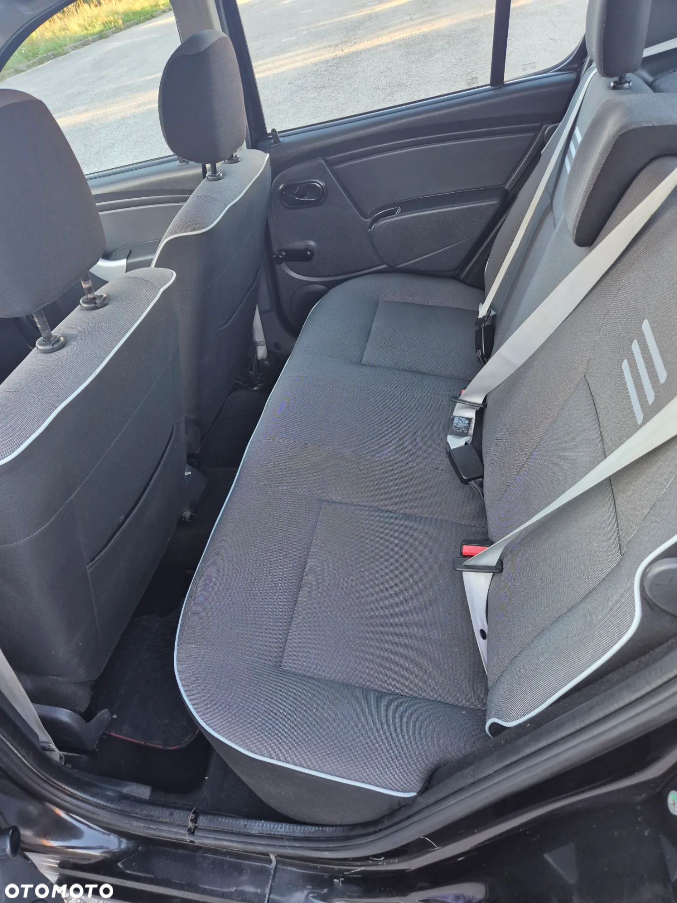 Dacia Sandero 1.2 16V - 10