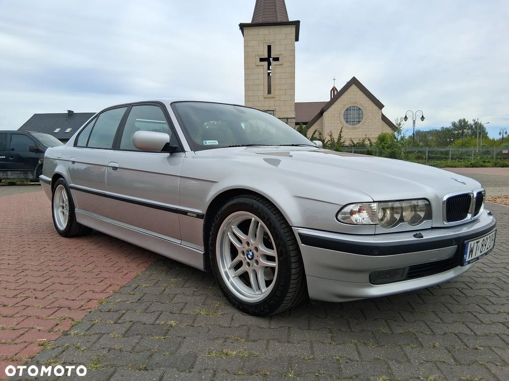 BMW Seria 7 - 2