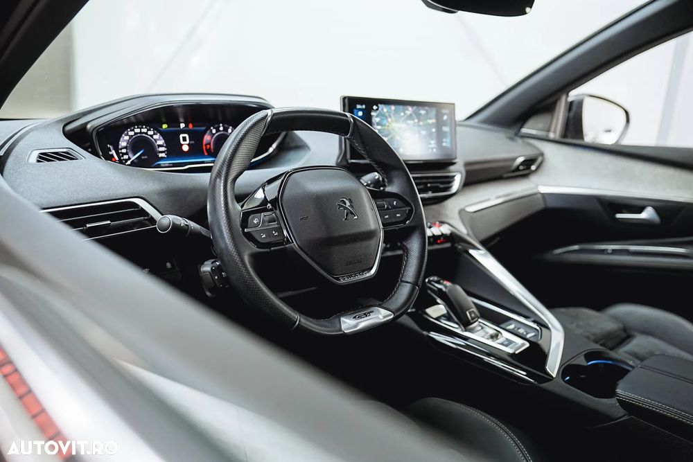 Peugeot 5008 PureTech 130 EAT8 Stop & Start GT - 16