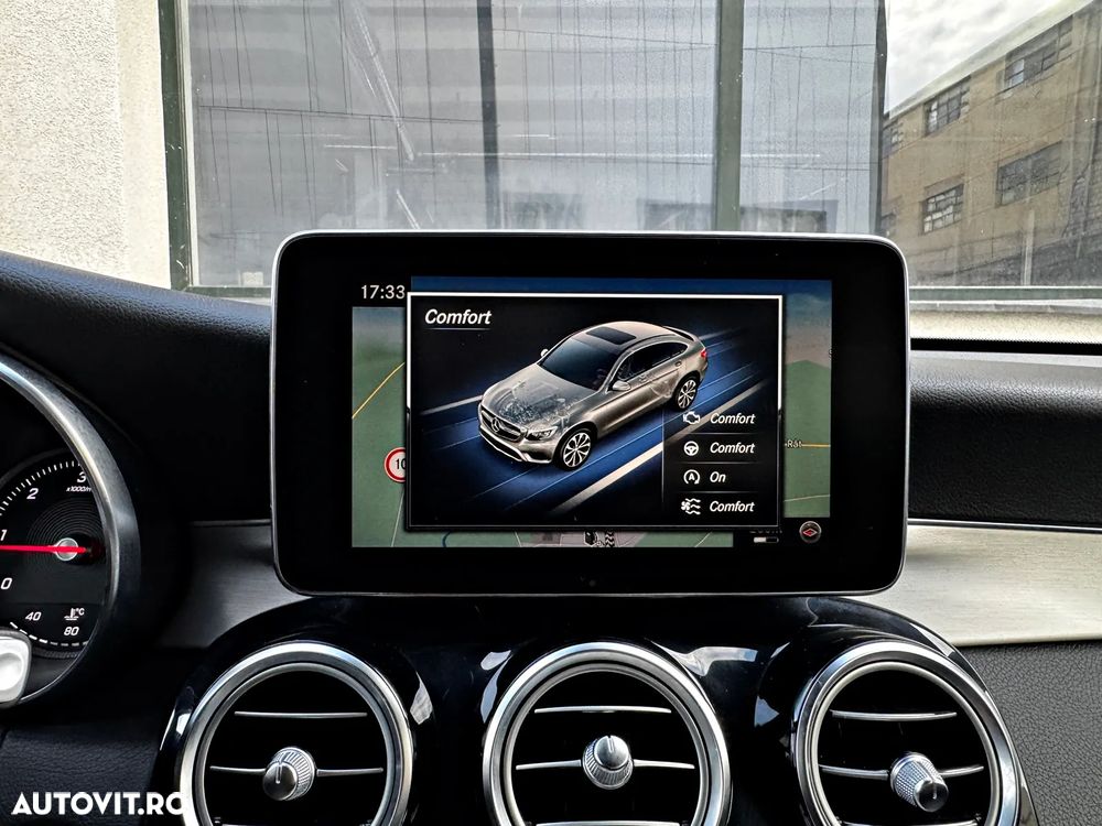 Mercedes-Benz GLC Coupe 220 d 4Matic 9G-TRONIC - 35