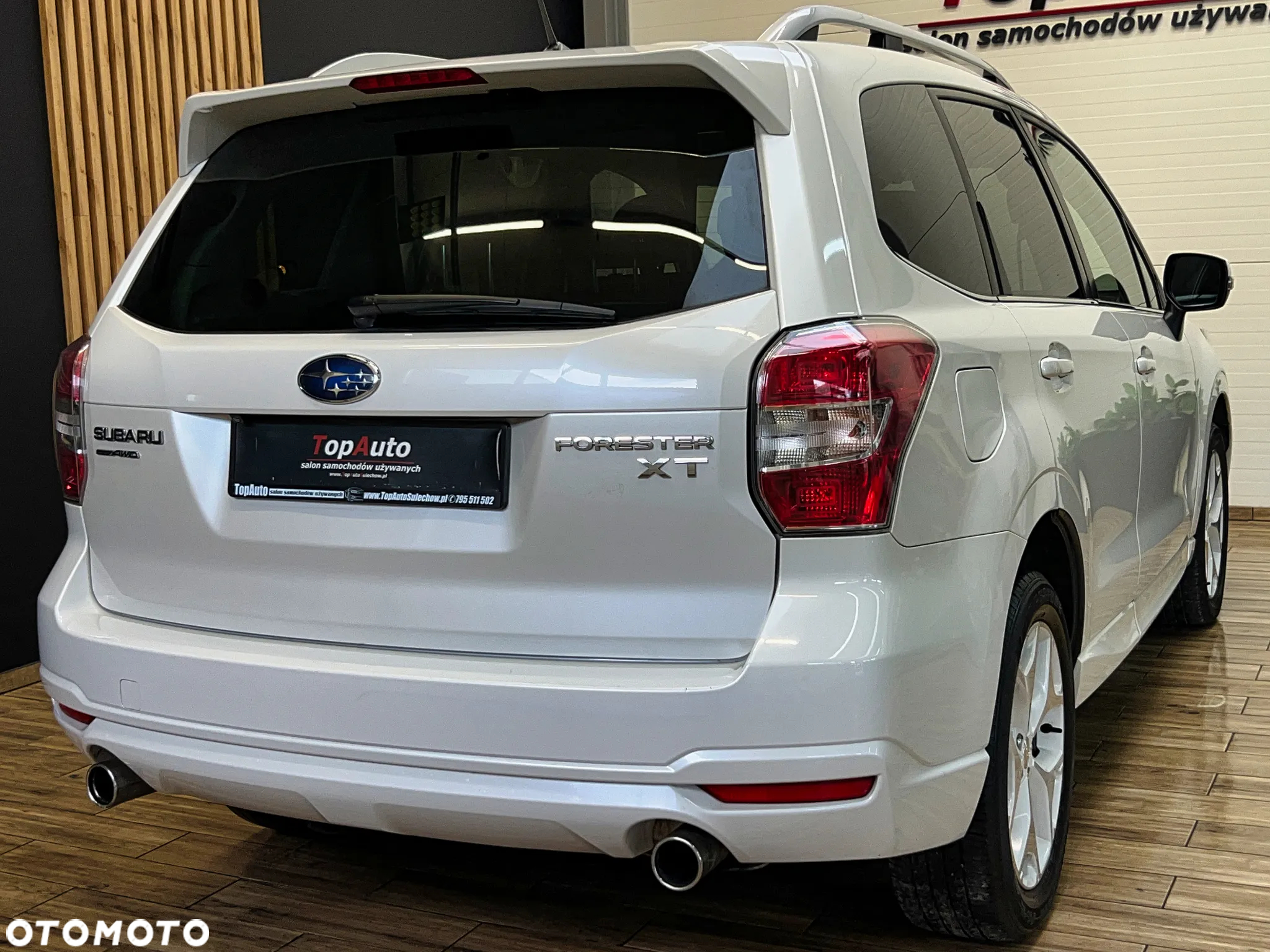 Subaru Forester 2.0XT Platinum Lineartronic - 9
