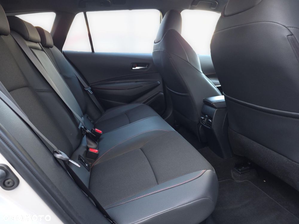Toyota Corolla 2.0 Hybrid GR Sport - 11