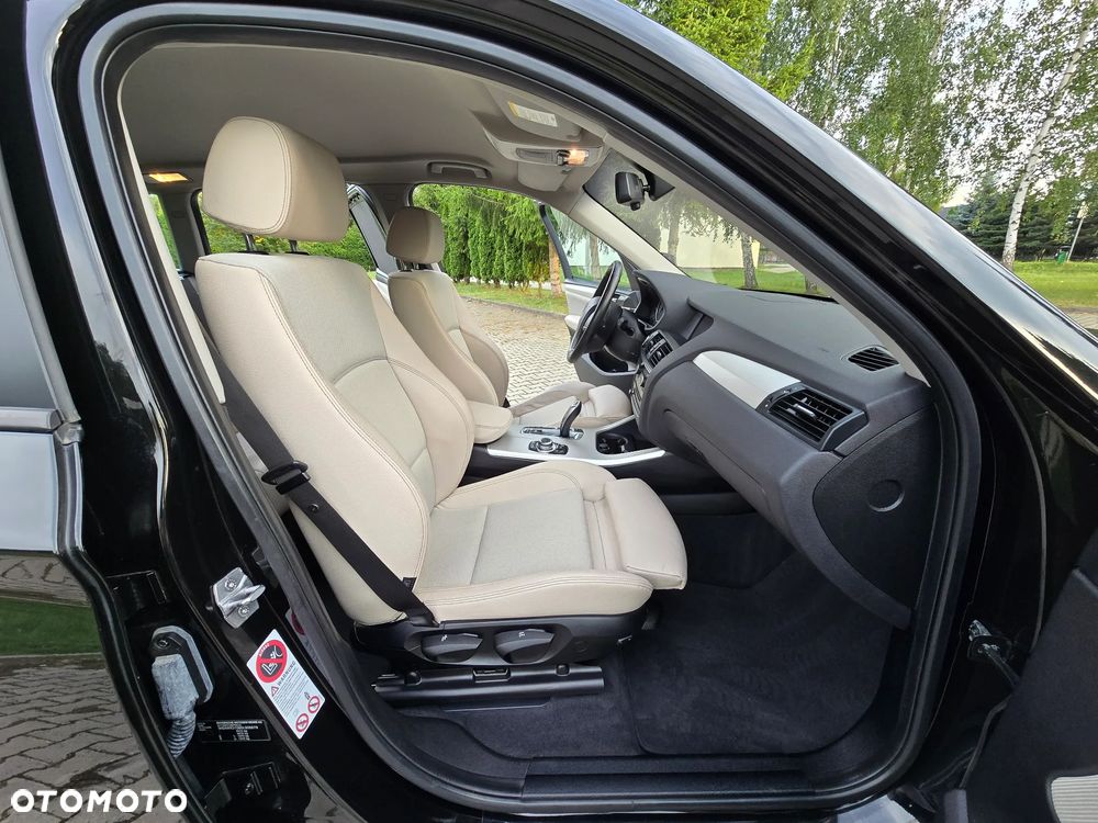 BMW X3 xDrive20i - 23