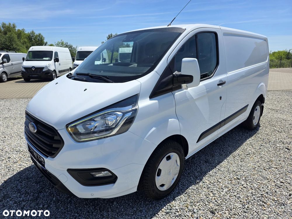 Ford FORD TRANSIT CUSTOM 2,0 TDCI 130 KONNY L1H1 KLIMA LEDY GWARANCJA BOGATE WYPOSAŻENIE